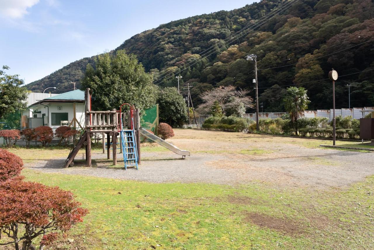 Apartament 箱根湯本 川風荘 - Hakone Yumoto Kawakazesou Zewnętrze zdjęcie